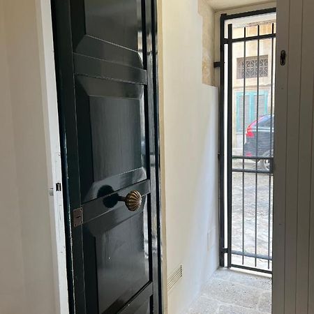 Li Turnisi Apartment Lecce Exterior photo